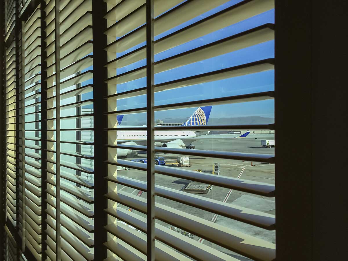 View all the airport from the United Airlines global first lounge SFO