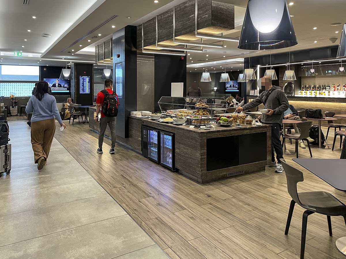 ITA Lounge Rome self serve food buffet