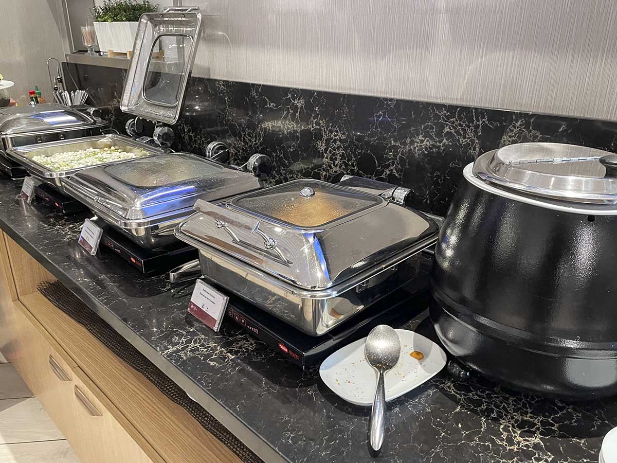 Plaza Premium Lounge YVR hot food