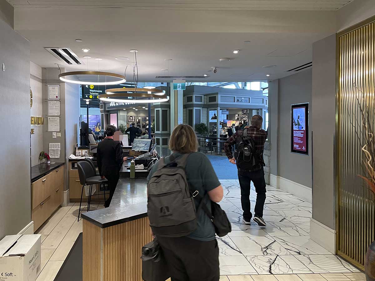 Lobby and check in desk of the Plaza Premium Lounge YVR 