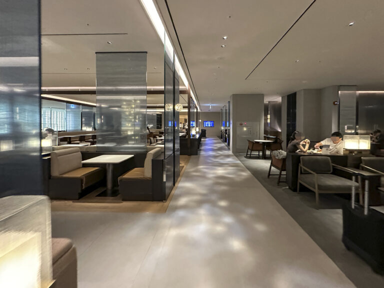 Inside the Korean Air Prestige Lounge Incheon Airport