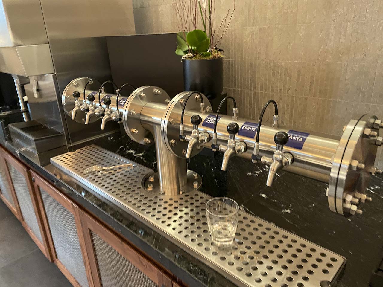 Soda on tap in the SLC Amex Lounge