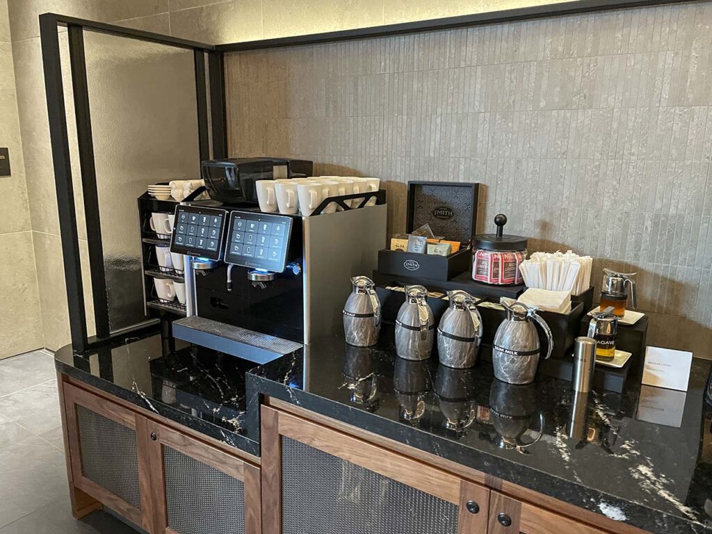 Hot tea and coffee in the SLC Amex Lounge